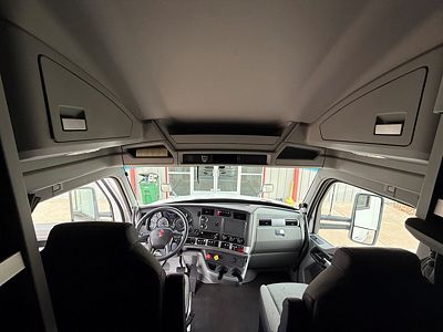 2022 Kenworth T680