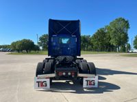 2023 Kenworth T680