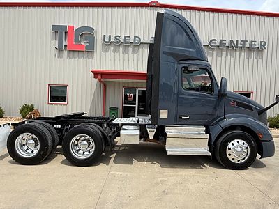 2022 Peterbilt 579