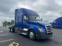 2020 Freightliner CASCADIA 126