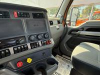 2020 Kenworth T880