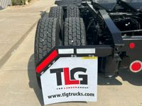 2021 Freightliner CASCADIA 116