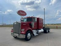 1996 Kenworth W900B