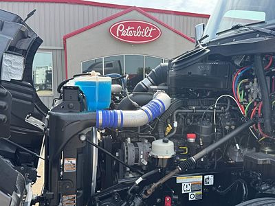 2021 Peterbilt 579