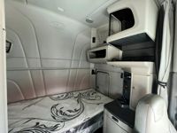 2023 Peterbilt 579