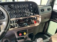 2019 Peterbilt 389-131
