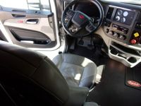 2024 Peterbilt 579