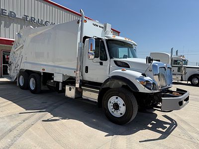 2018 International 7400