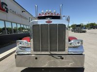 2023 Peterbilt 389