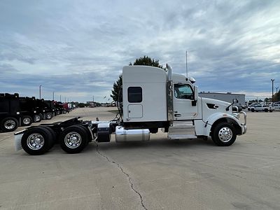 2022 Peterbilt 567
