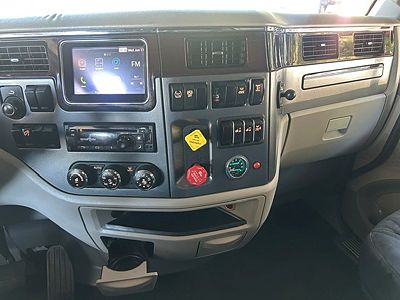 2021 Peterbilt 579