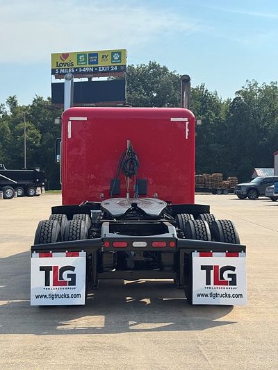 2020 Peterbilt 567