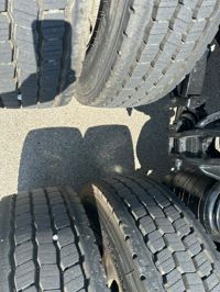2023 Peterbilt 389