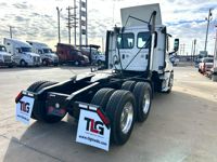 2021 Freightliner CASCADIA 126