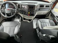 2023 Peterbilt 579