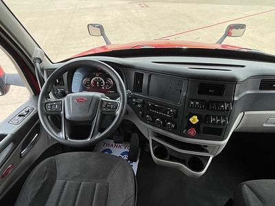 2023 Peterbilt 579