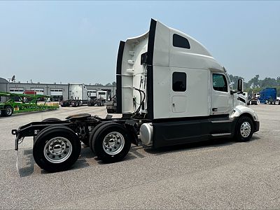 2022 Peterbilt 579
