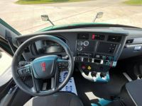 2023 Kenworth T680