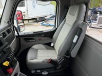 2023 Peterbilt 579-117