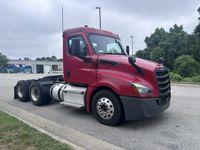 2020 Freightliner CASCADIA 126