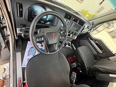 2023 Kenworth T680