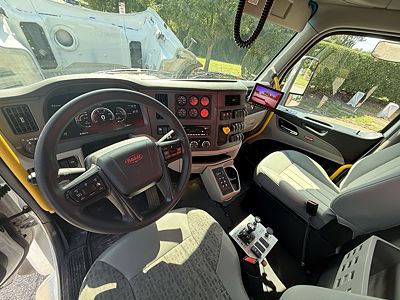 2025 Peterbilt 567