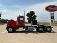 2021 Peterbilt 389