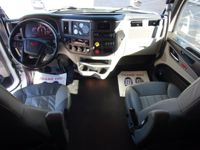 2023 Peterbilt 579