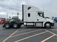 2020 Freightliner CASCADIA 126
