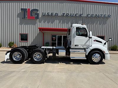 2022 Peterbilt 579