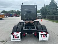 2022 Peterbilt 567