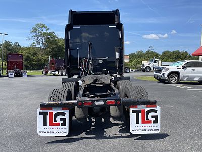 2022 Peterbilt 389