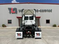 2021 Freightliner CASCADIA 126