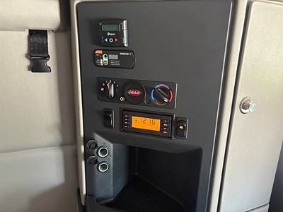 2024 Peterbilt 579