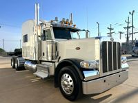 2022 Peterbilt 389