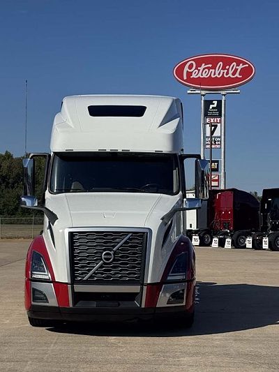 2025 Volvo Vnl 860