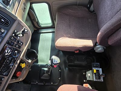 2018 Peterbilt 389