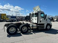 2017 Freightliner CASCADIA 125