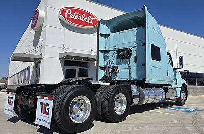2023 International LT625