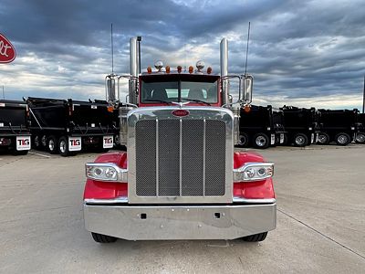 2021 Peterbilt 389