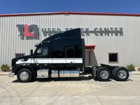 2023 Peterbilt 567