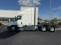 2022 Freightliner CASCADIA 116