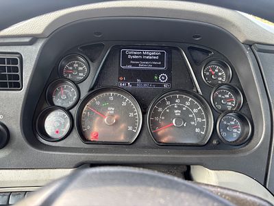 2021 Peterbilt 579