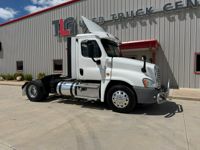 2020 Freightliner CASCADIA 125