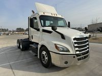 2022 Freightliner CASCADIA 126