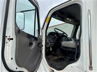 2014 Freightliner M2-106