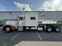 2023 Peterbilt 389