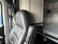 2023 Peterbilt 579