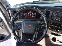 2023 Peterbilt 579
