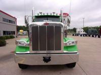 2022 Peterbilt 389
